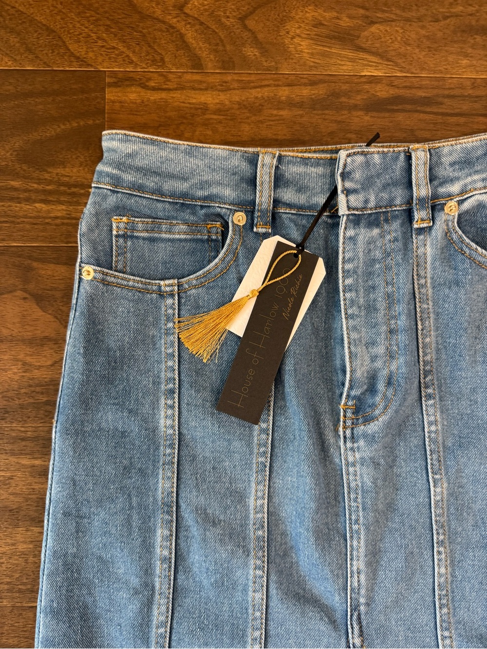 NWT House of Harlow 1960 Nicole Richie Denim Midi Skirt Size 8 Front Slit - Picture 2 of 5